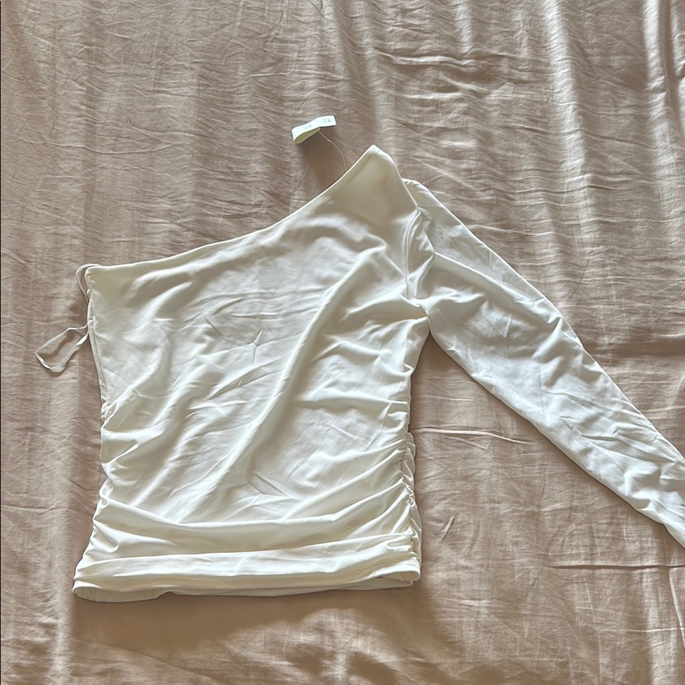 NWT Abercrombie & Fitch One Sleeve Top